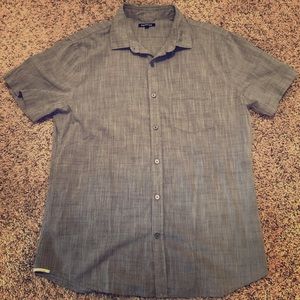 Express men’s short sleeve button down